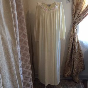 Vintage nightgown